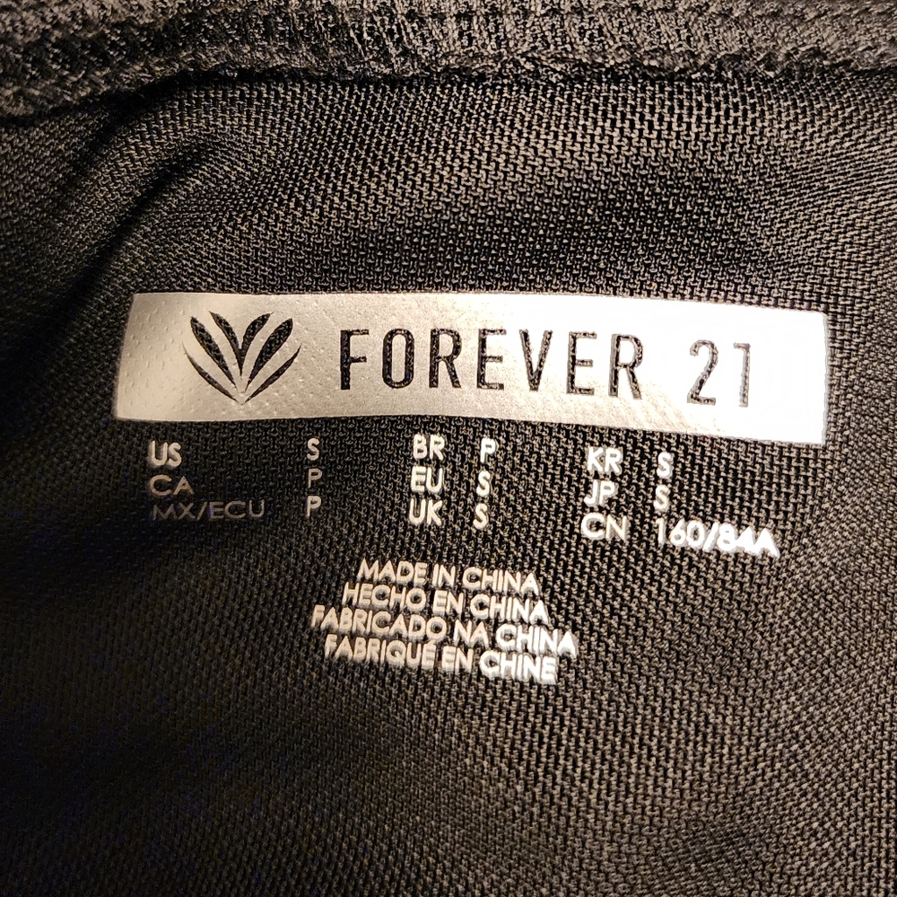 Forever 21 Black Mesh Net Zip-Up Crop Top Cropped… - image 5